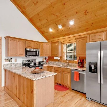 Soco Serene Cabin In The Heart Of Maggie Valley Esterno foto