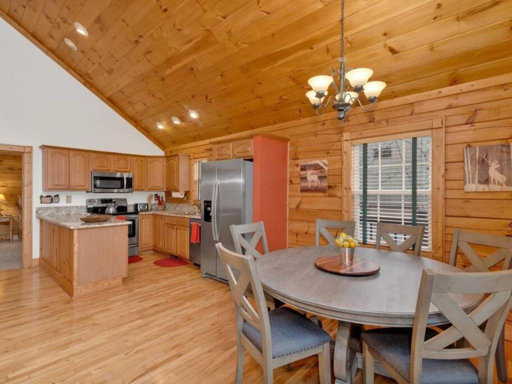 Soco Serene Cabin In The Heart Of Maggie Valley Esterno foto