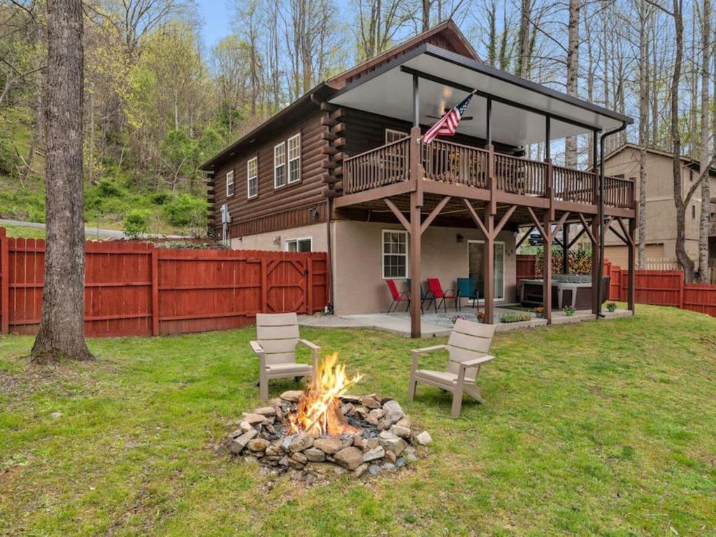 Soco Serene Cabin In The Heart Of Maggie Valley Esterno foto