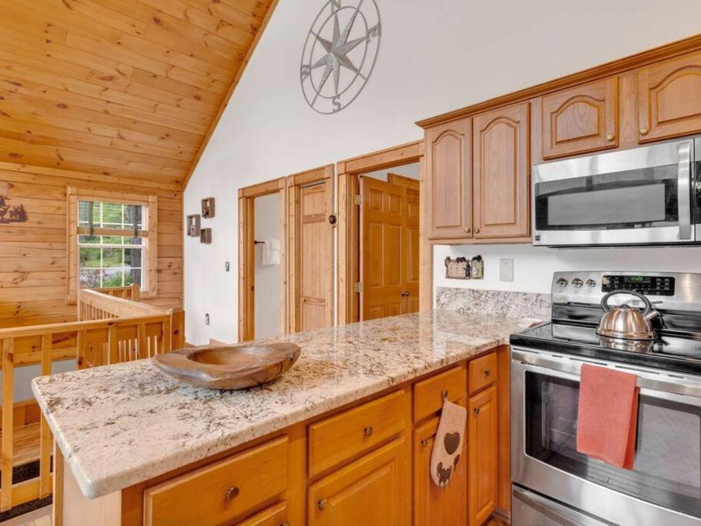 Soco Serene Cabin In The Heart Of Maggie Valley Esterno foto